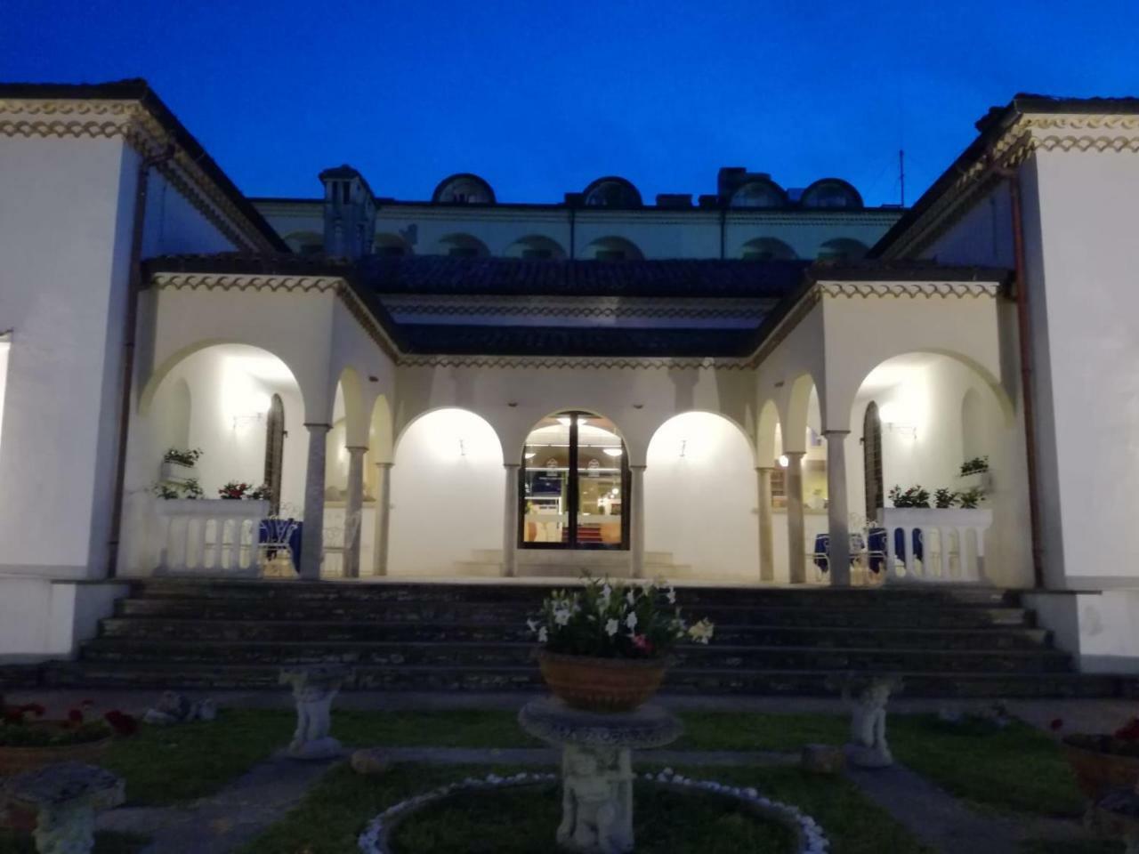 Park Hotel Ravenna Marina di Ravenna Kültér fotó