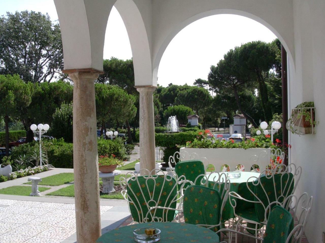 Park Hotel Ravenna Marina di Ravenna Kültér fotó