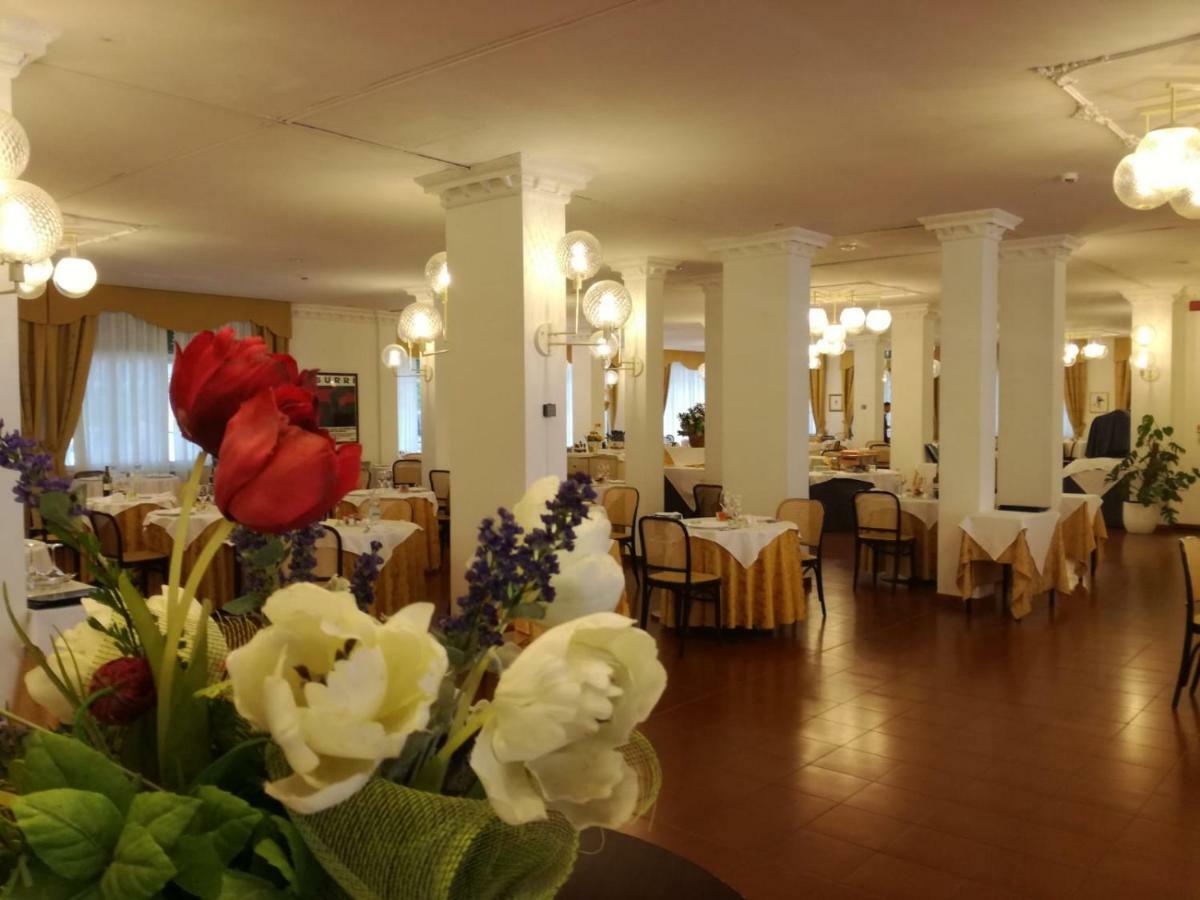 Park Hotel Ravenna Marina di Ravenna Kültér fotó